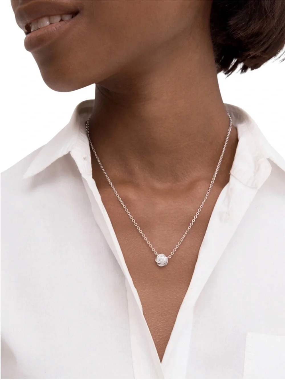 Kate Spade Infinity Knot Mini Pendant Necklace Silver Crystal NWT 17”